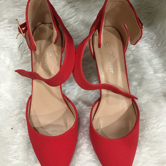 Woman's red heel 7.5 - Picture 4 of 6